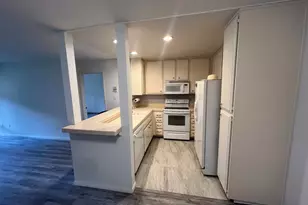 10400 Caminito Cuervo, San Diego, CA 92108 - Photo 8
