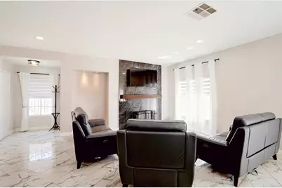 3585 Acacia Street, San Diego, CA 92113 - Photo 8