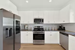 36540 Diego Spgs Ave, Murrieta, CA 92563 - Photo 2