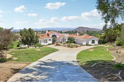 17572 Via Loma Drive, Poway, CA 92064 - Photo 4