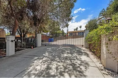 9355 Fuerte Drive, La Mesa, CA 91941 - Photo 2
