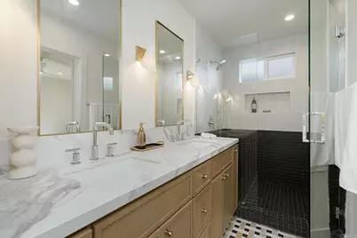 743 N Sparks St, Burbank, CA 91506 - Photo 14