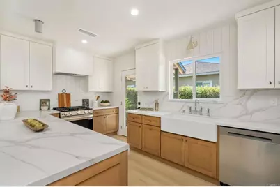 743 N Sparks St, Burbank, CA 91506 - Photo 10