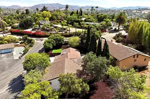 1315 Barbara Dr, Vista, CA 92084 - Photo 32