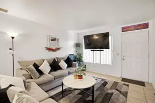 888 Cherrywood Way, El Cajon, CA 92021 - Photo 2