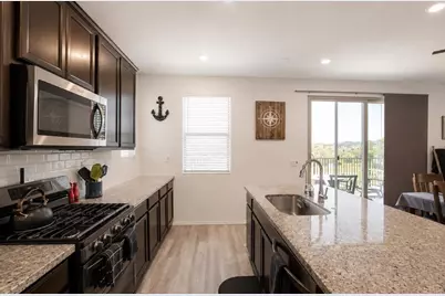 1525 Wildgrove Ave, Vista, CA 92081 - Photo 4