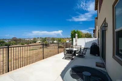 1525 Wildgrove Ave, Vista, CA 92081 - Photo 32