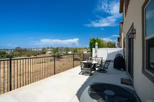 1525 Wildgrove Ave, Vista, CA 92081 - Photo 32