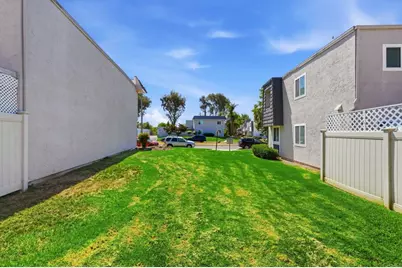 9416 Carlton Oaks Drive #B, Santee, CA 92071 - Photo 20