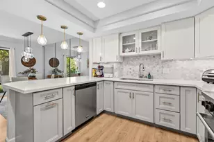 5204 Caminito Solitario, San Diego, CA 92108 - Photo 16