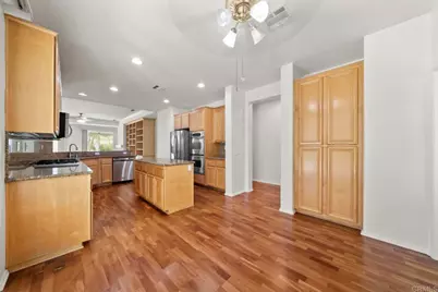 30290 Carmenet Circle, Murrieta, CA 92563 - Photo 12