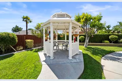30290 Carmenet Circle, Murrieta, CA 92563 - Photo 48