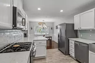 9535 Lakeview Dr, La Mesa, CA 91942 - Photo 2