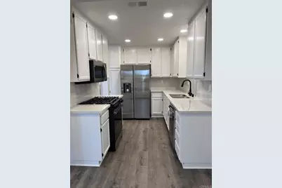 1370 Callejon Cervantes #113, Chula Vista, CA 91910 - Photo 2