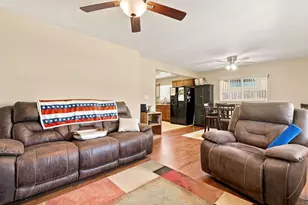 2720 Palm Ln, Lemon Grove, CA 91945 - Photo 12