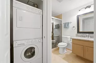 680 Camino De La Reina, San Diego, CA 92108 - Photo 16
