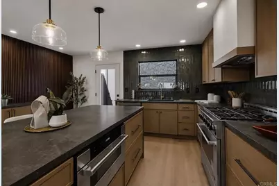 7204 Mohawk Street, San Diego, CA 92115 - Photo 8