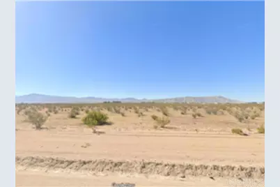 11883 Hamiliton Road, Apple Valley, CA 92308 - Photo 2