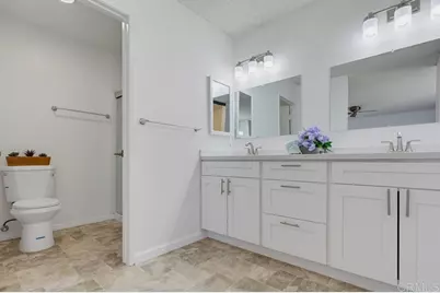 2041 Manzana Way, San Diego, CA 92139 - Photo 44