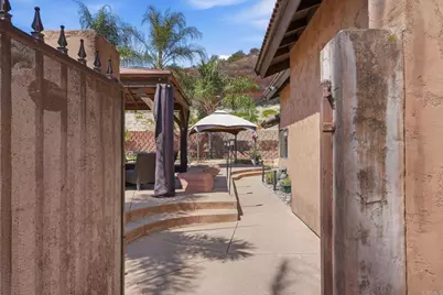 9185 Canyon Park, Santee, CA 92071 - Photo 46