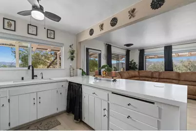 9421 Elm Dr, Descanso, CA 91916 - Photo 10