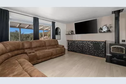 9421 Elm Dr, Descanso, CA 91916 - Photo 12