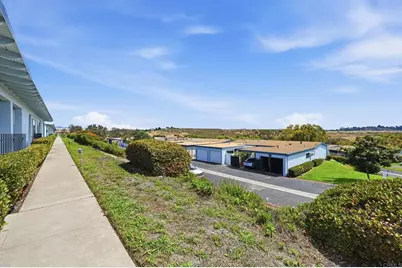 3839 Vista Campana S #44, Oceanside, CA 92057 - Photo 2
