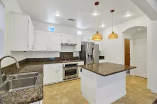 10558 Zenor Ln, San Diego, CA 92127 - Photo 18