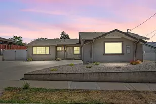8378 Lake Ashwood Ave, San Diego, CA 92119 - Photo 2