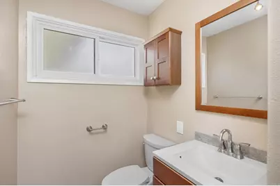 870 Darrell St, Costa Mesa, CA 92627 - Photo 16