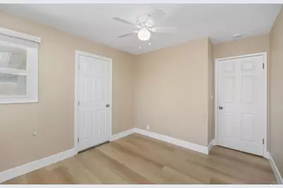 870 Darrell St, Costa Mesa, CA 92627 - Photo 14