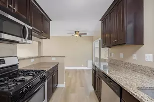 870 Darrell St, Costa Mesa, CA 92627 - Photo 10