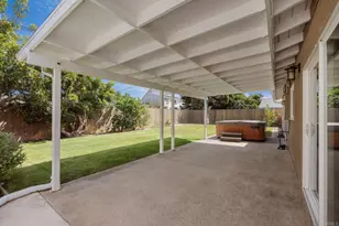 870 Darrell St, Costa Mesa, CA 92627 - Photo 18