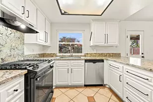 10355 Paseo Palmas Dr, Lakeside, CA 92040 - Photo 8