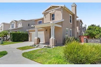 2327 Trellis St, Chula Vista, CA 91915 - Photo 2