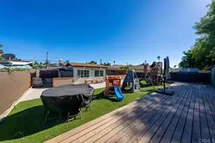 151 E Palomar St, Chula Vista, CA 91911 - Photo 6