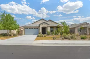 28358 Hopscotch Dr, Menifee, CA 92585 - Photo 2