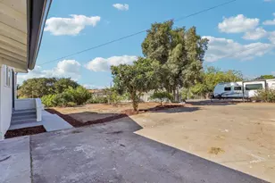 1477 Montgomery Dr, Vista, CA 92084 - Photo 8