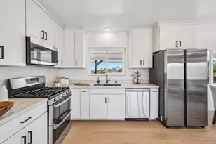 1477 Montgomery Dr, Vista, CA 92084 - Photo 16
