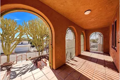312 Olivewood, San Diego, CA 92113 - Photo 2