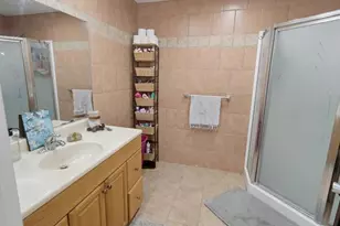 5949 Tonawanda Dr, San Diego, CA 92139 - Photo 16