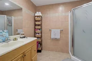 5949 Tonawanda Dr, San Diego, CA 92139 - Photo 16