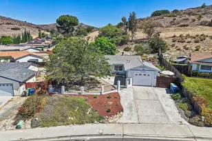 9510 Tuthill Way, Santee, CA 92071 - Photo 38