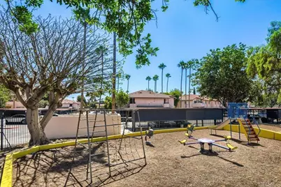 883 W San Ysidro Boulevard #10, San Ysidro, CA 92173 - Photo 24