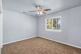 413 S Villa St, Fresno, CA 93727 - Photo 18