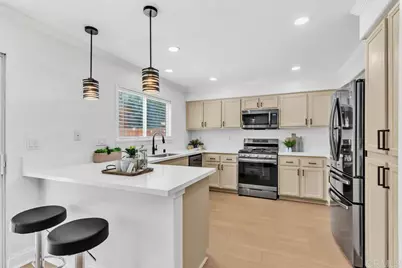 13721 Gateway View Drive, El Cajon, CA 92021 - Photo 14