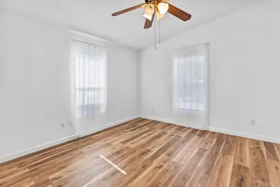300 Thornton Dr #5, El Cajon, CA 92021 - Photo 16
