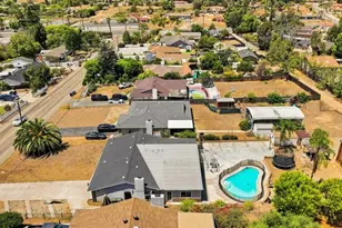 1572 Hidden Mesa Rd, El Cajon, CA 92019 - Photo 2