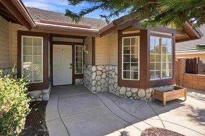 23886 Red Clover Circle, Murrieta, CA 92562 - Photo 2