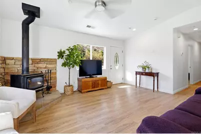 223 Patrick Drive, El Cajon, CA 92019 - Photo 6